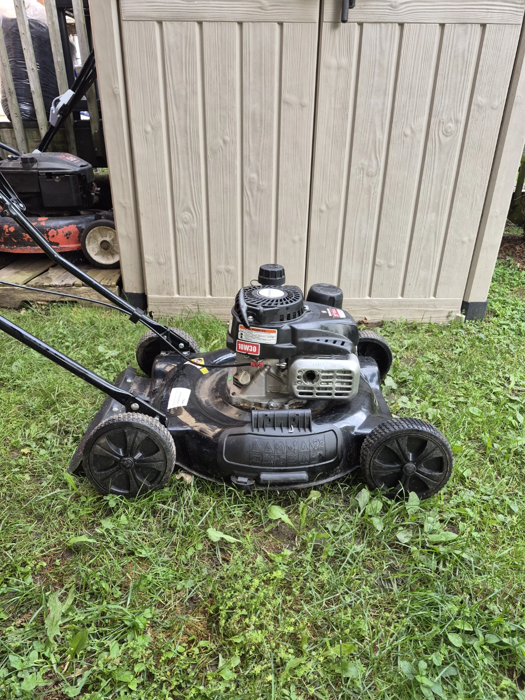 Yard Machines Lawnmower 20" Cutting Width - photo 4