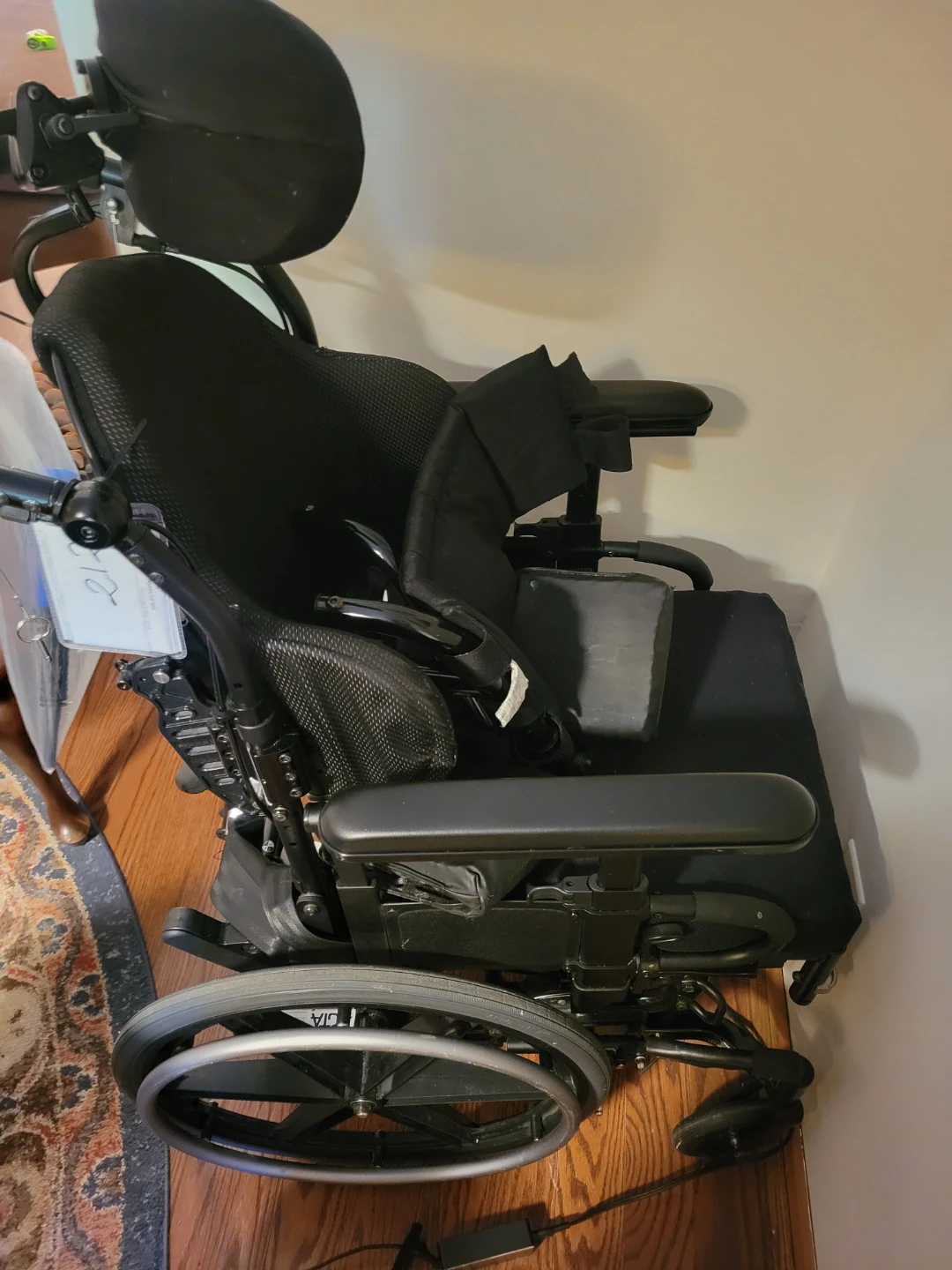 Quickie SR45 Dynamic Tilt-in-Space Manual Wheelchair - photo 3