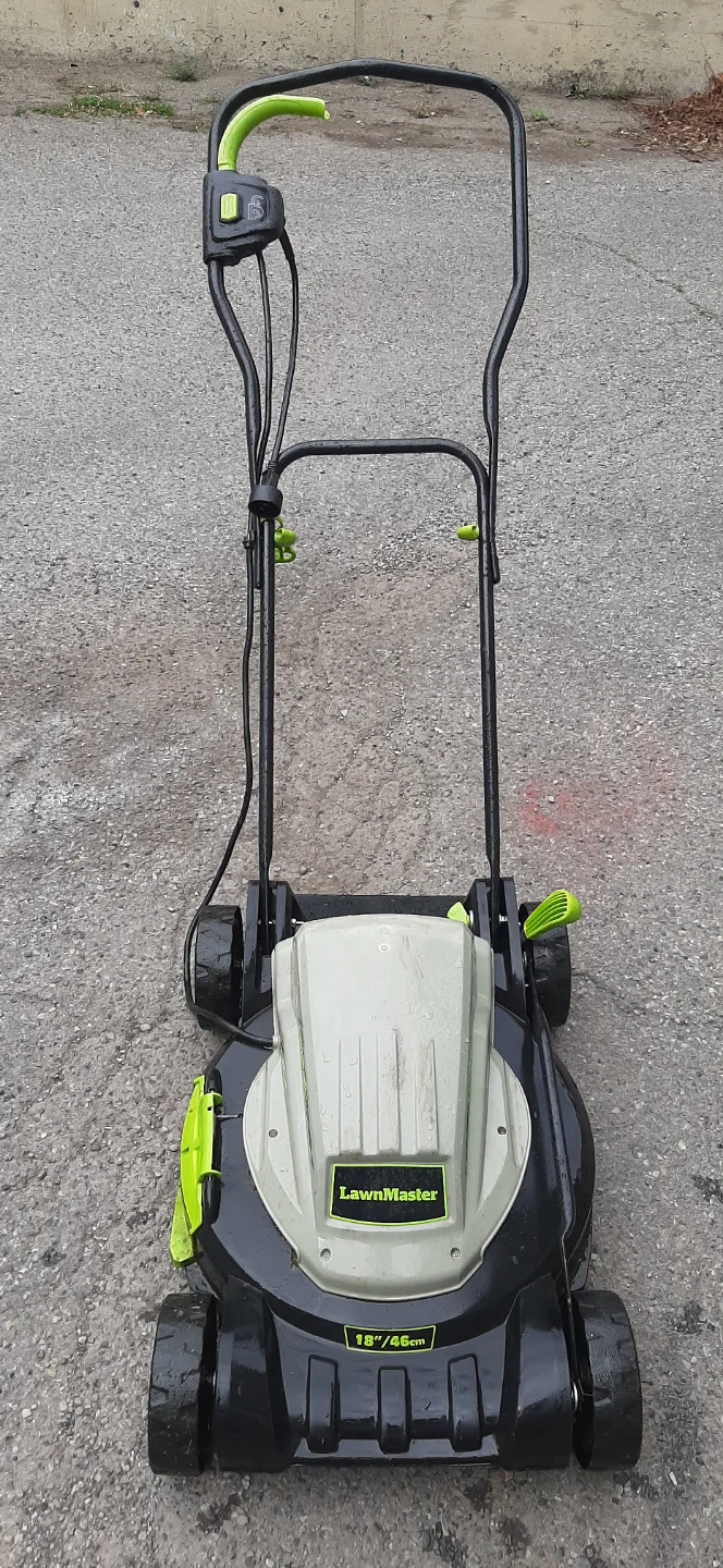 LawnMaster Compact 18" Electric Mower - photo 2