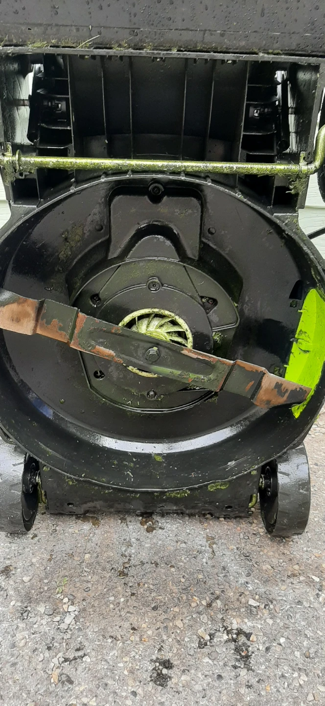 LawnMaster Compact 18" Electric Mower - photo 3