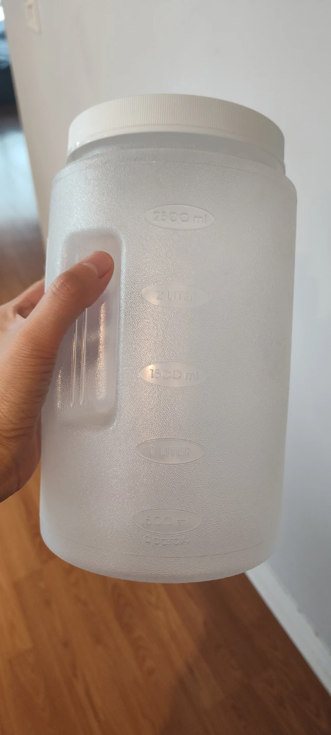Plastic Pitcher with Lid