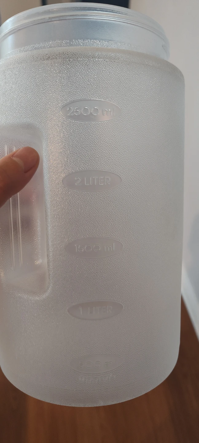 Plastic Pitcher with Lid - photo 3