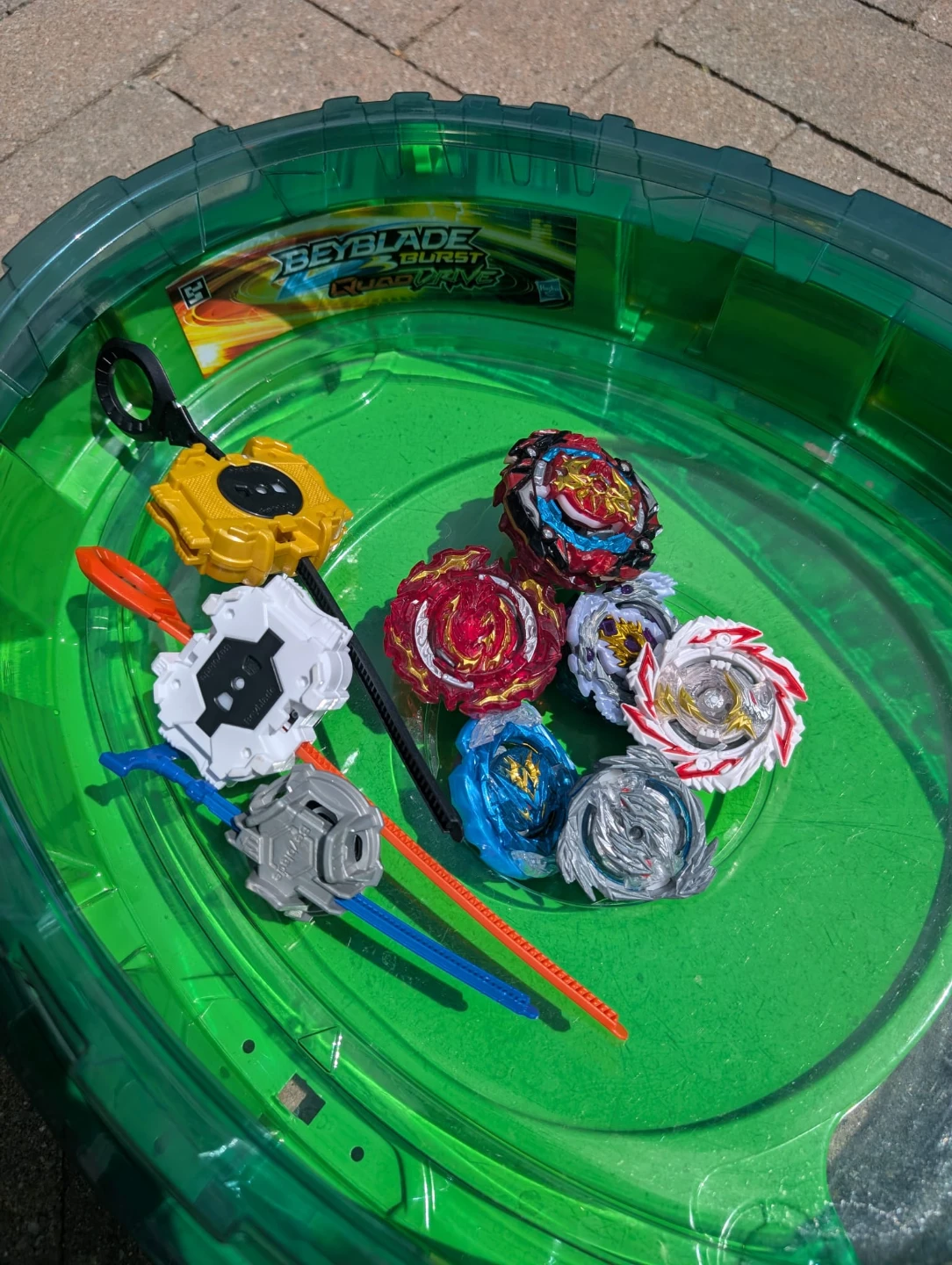 Beyblade Burst Arena Beyblades & Launchers