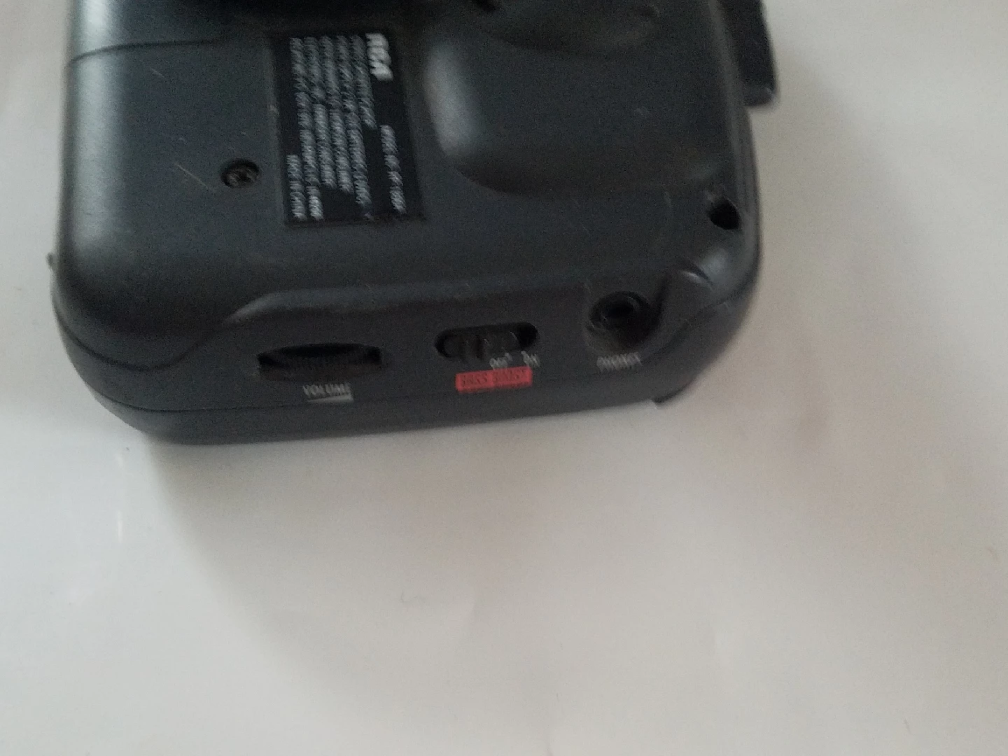 RCA Portable Cassette Player with Radio - photo 3