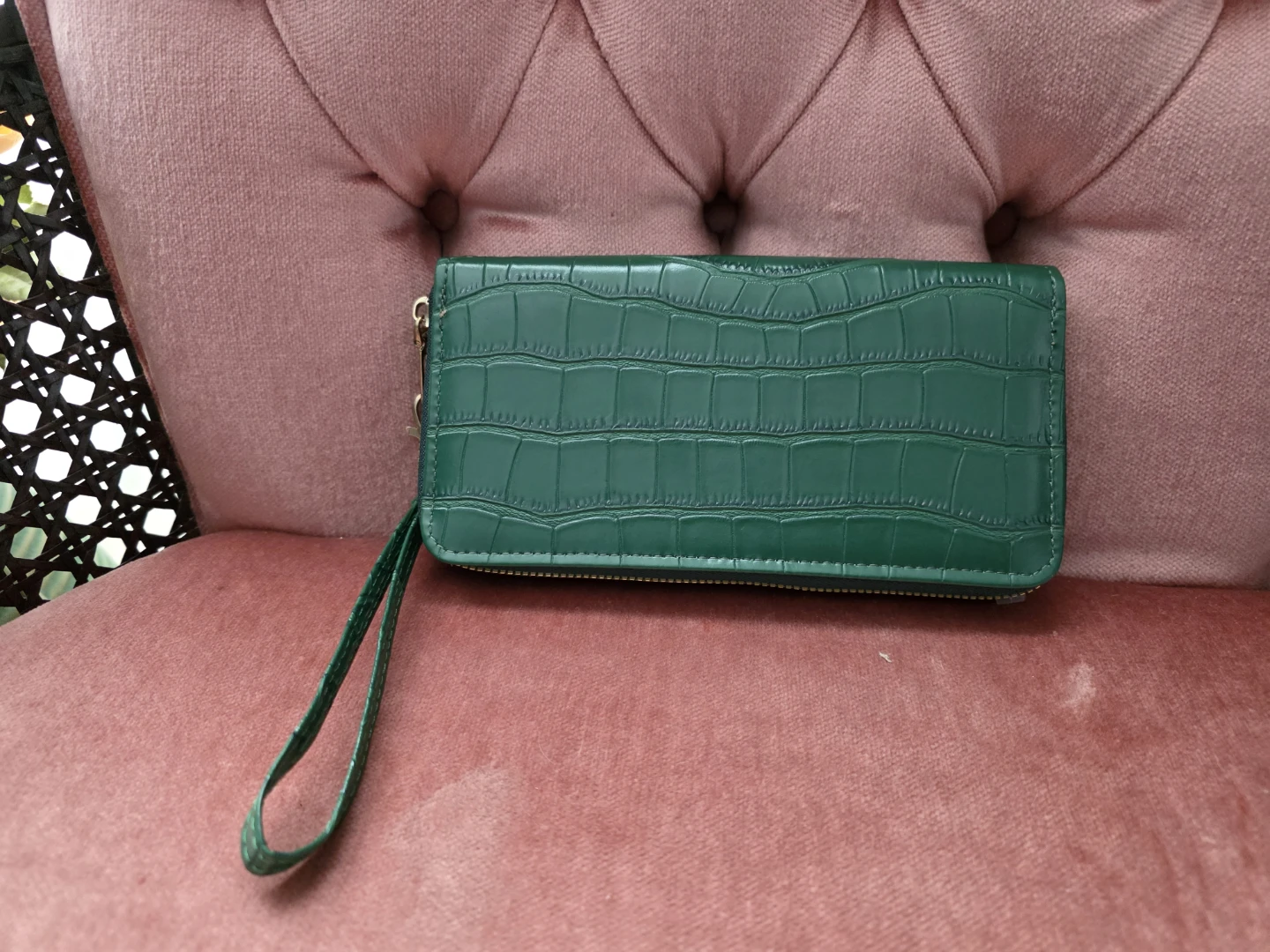 Élégance Paris Green Croc Embossed Wristlet Wallet - photo 2