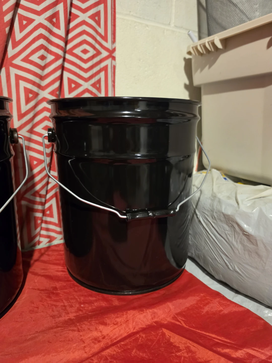 Black Metal Pail with Handle - photo 2
