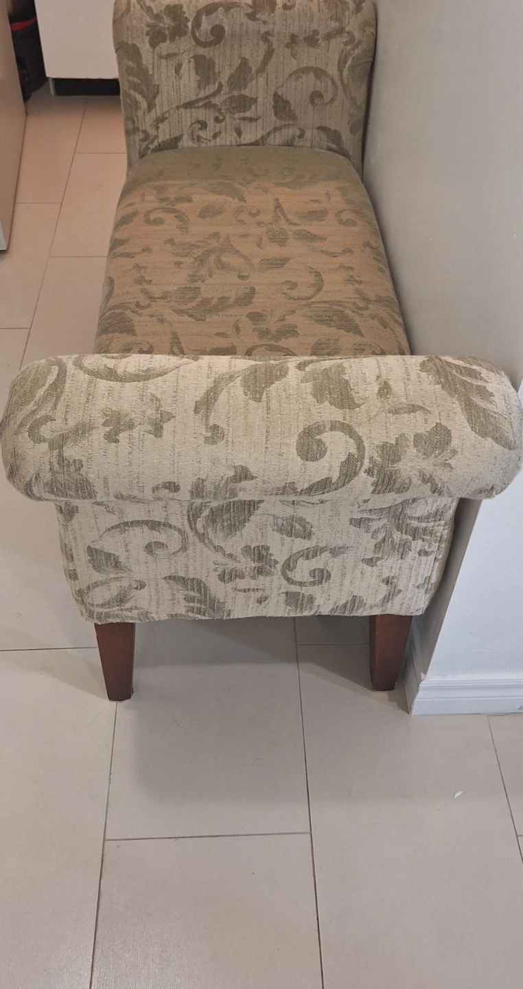 Floral Upholstered Bench - photo 4