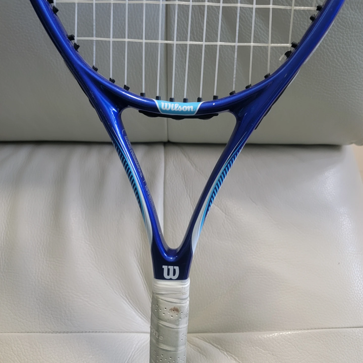 Wilson Aggressor 100 Tennis Racquet - photo 2