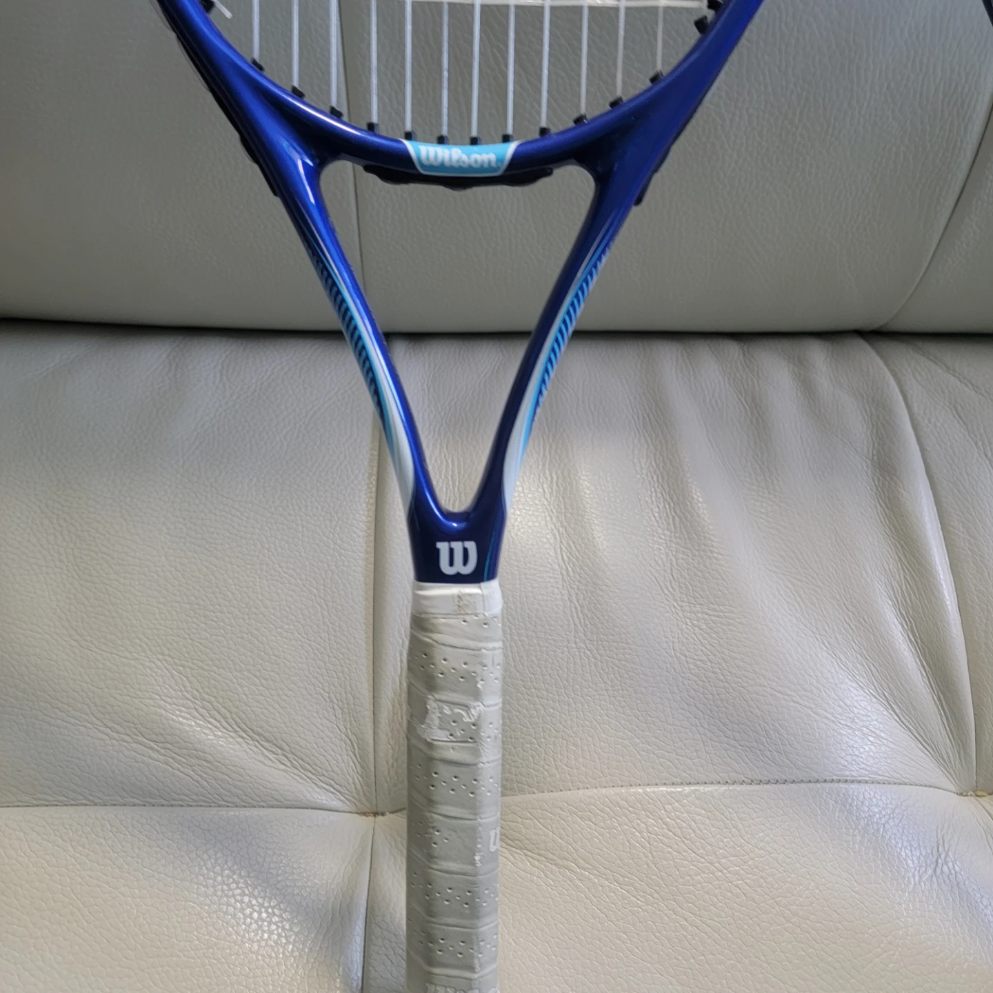 Wilson Aggressor 100 Tennis Racquet - photo 4