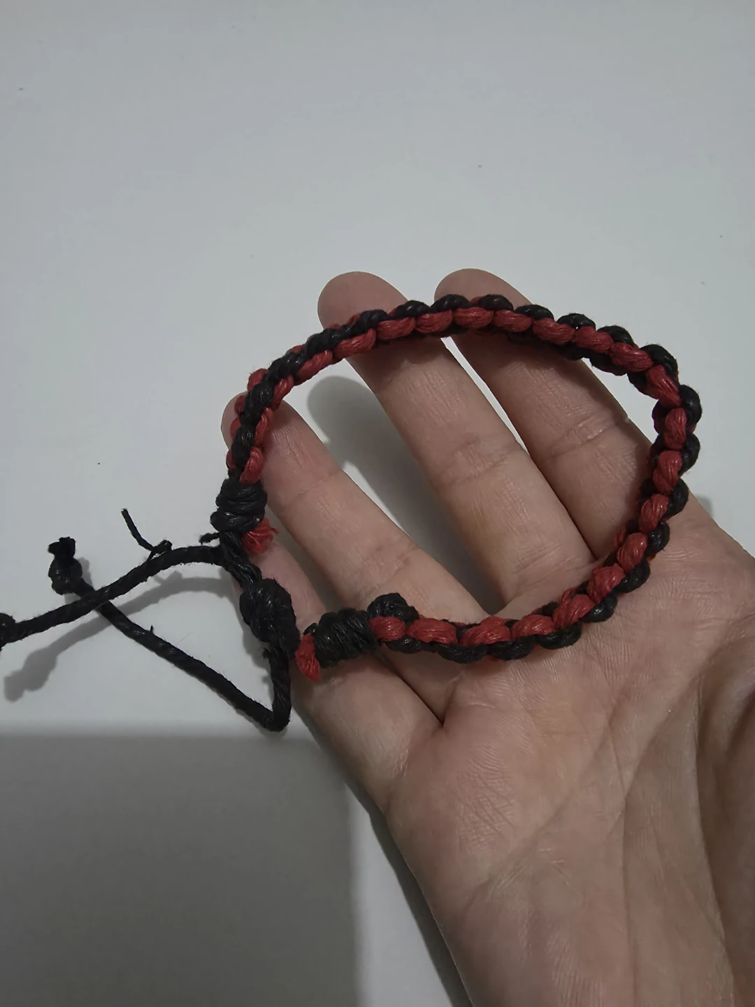 Red and Black Woven Bracelet ⚽️ - photo 2