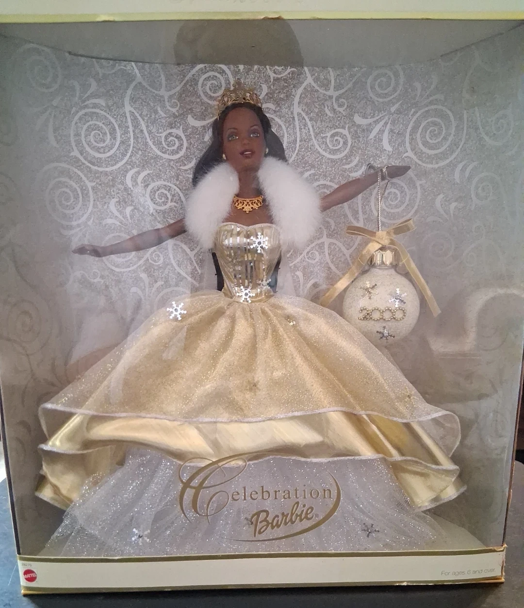 Celebration Barbie Doll Special Edition 2000 - photo 4