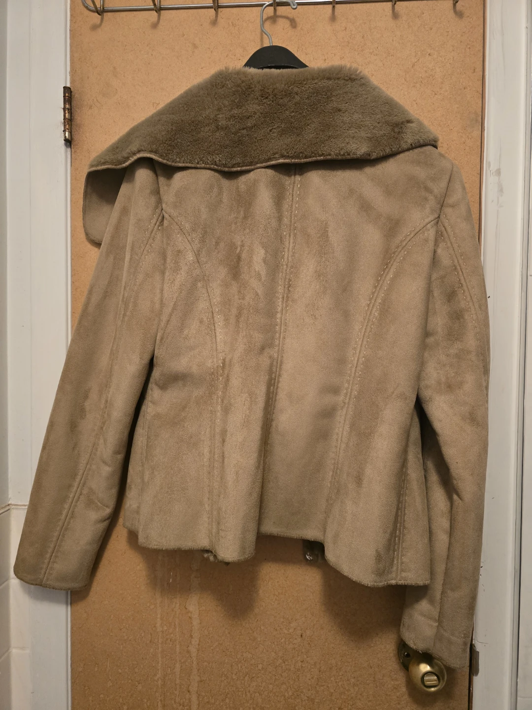 Tan Suede-like Jacket with Fur Collar - photo 2