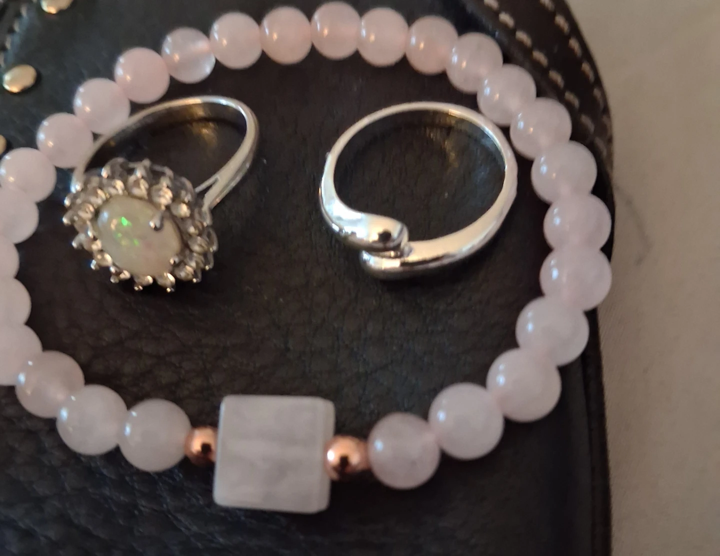 Rose Quartz Bracelet with Silver Rings - photo 3