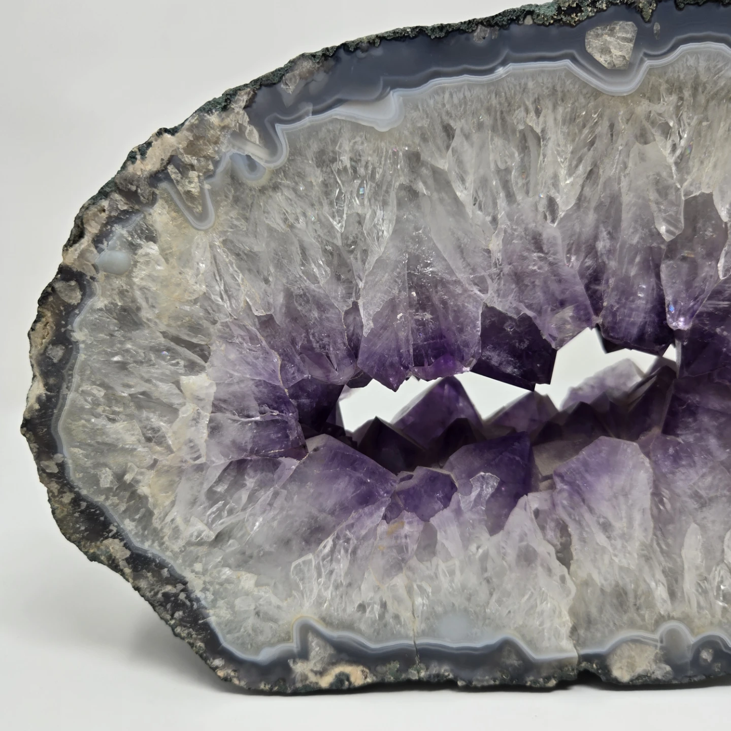 Large Amethyst Geode Slice Decor 11lbs - photo 3