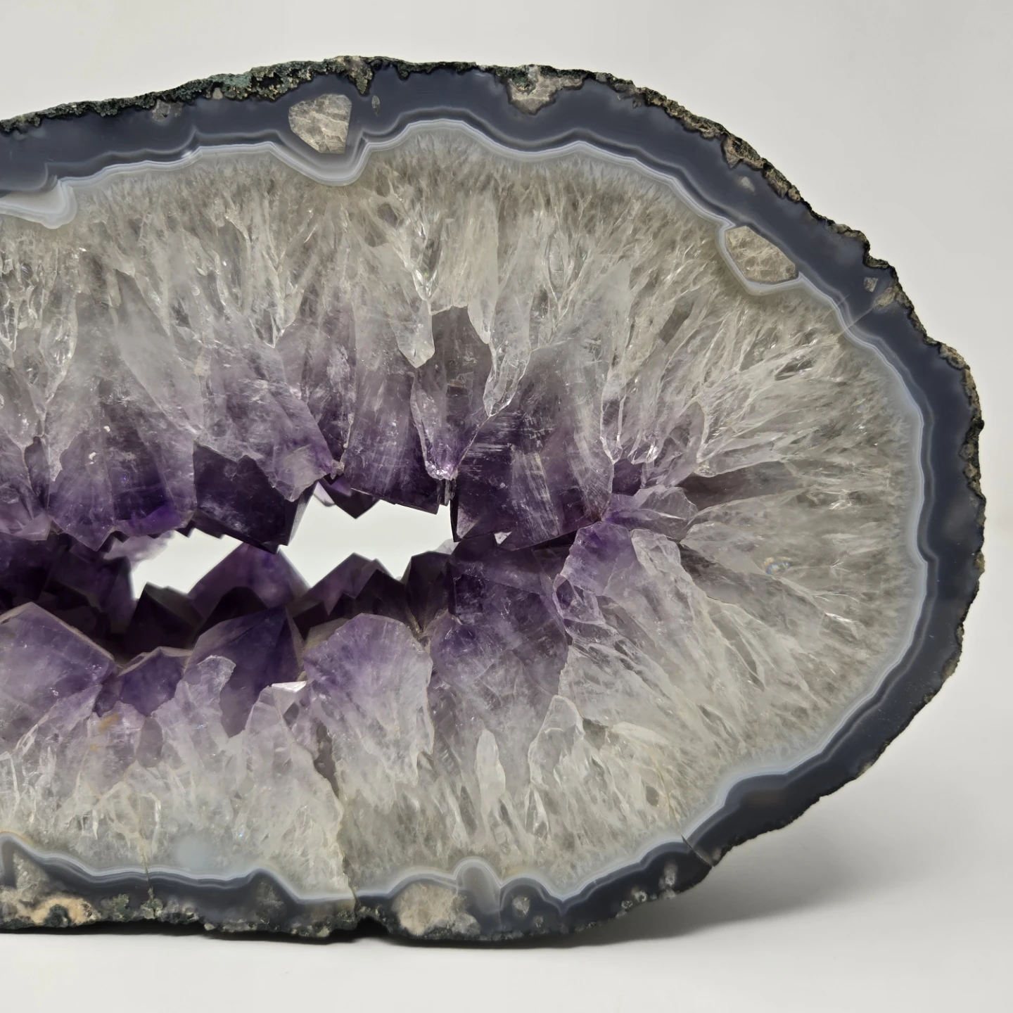 Large Amethyst Geode Slice Decor 11lbs - photo 4
