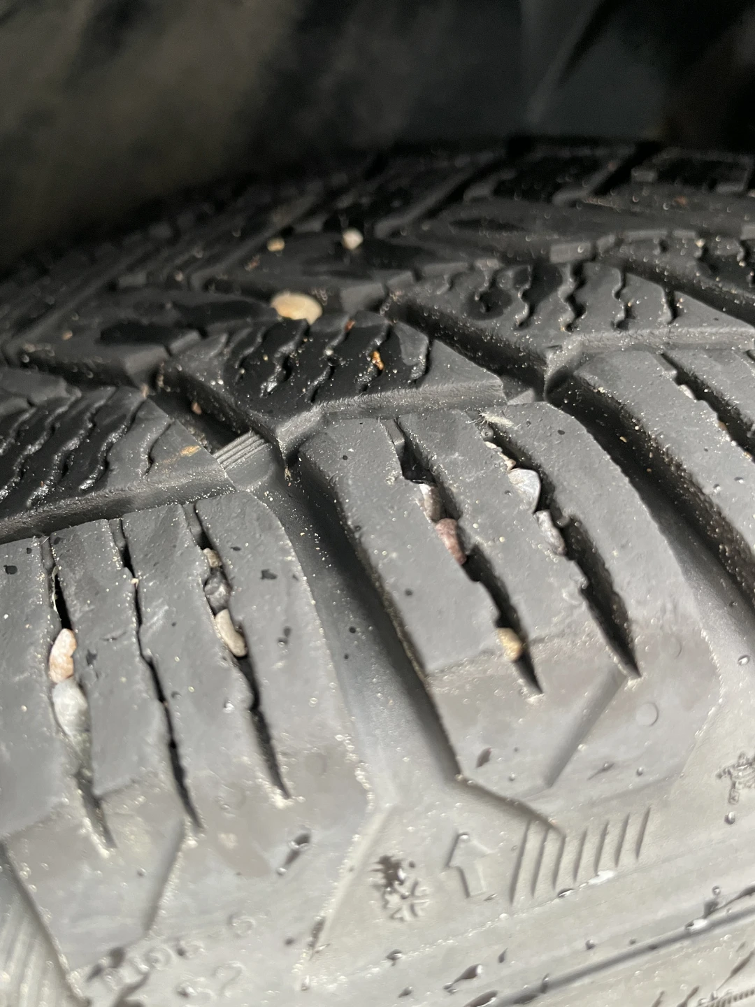 Set of 4 Michelin winter tires - photo 4