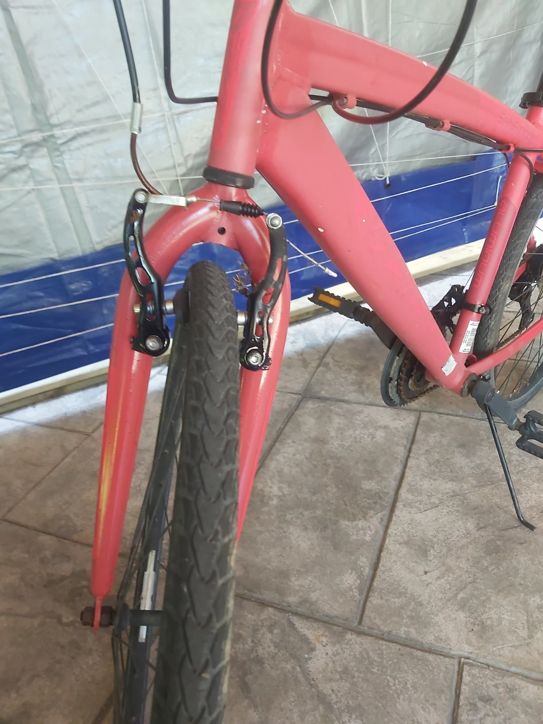 Red Hybrid Bike - photo 2