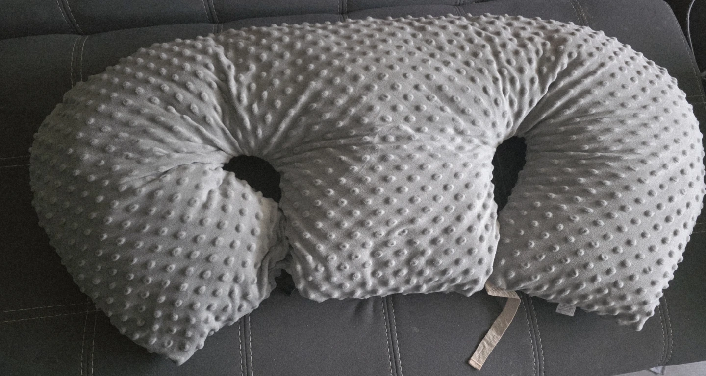 Grey Nursing Pillow - photo 2