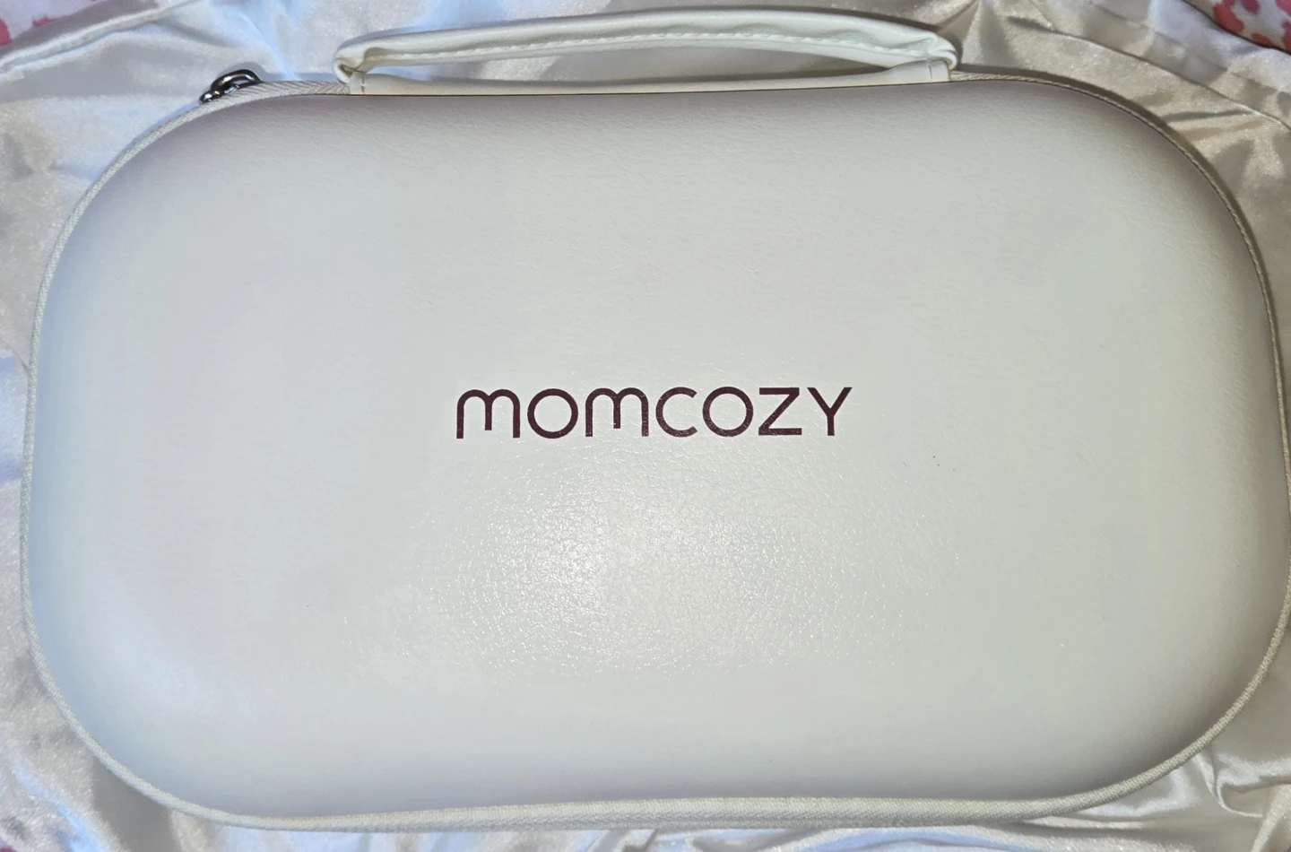 Momcozy, Munchkin & Bonus Items Bundle!!! *GENTLY USED!* - photo 2