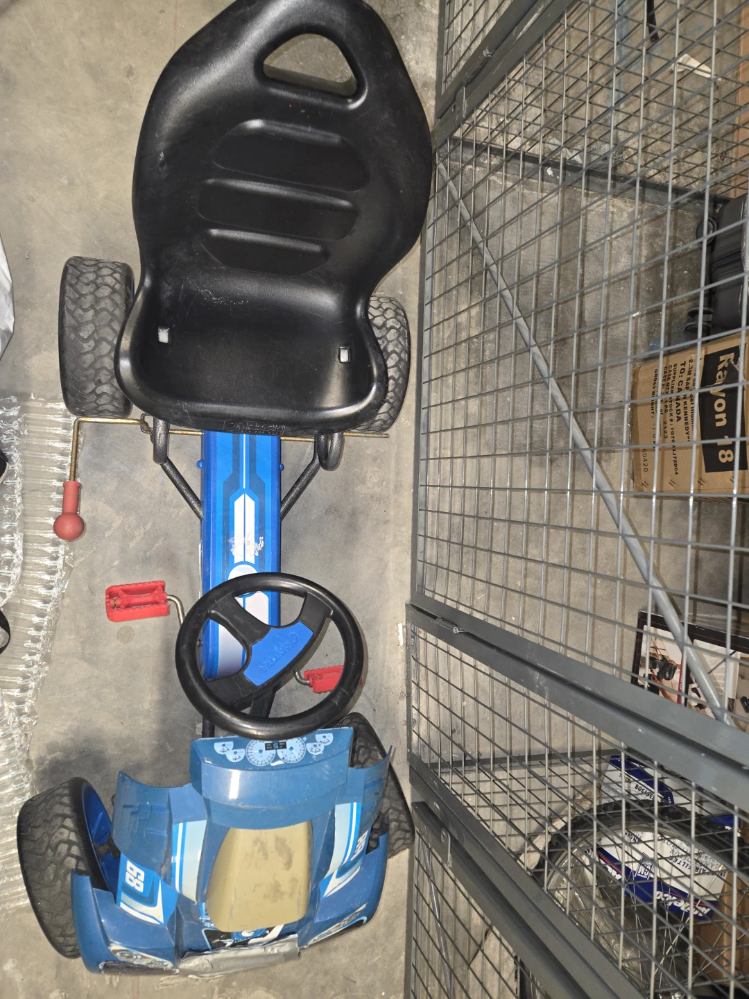 Hot wheels Pedal go car