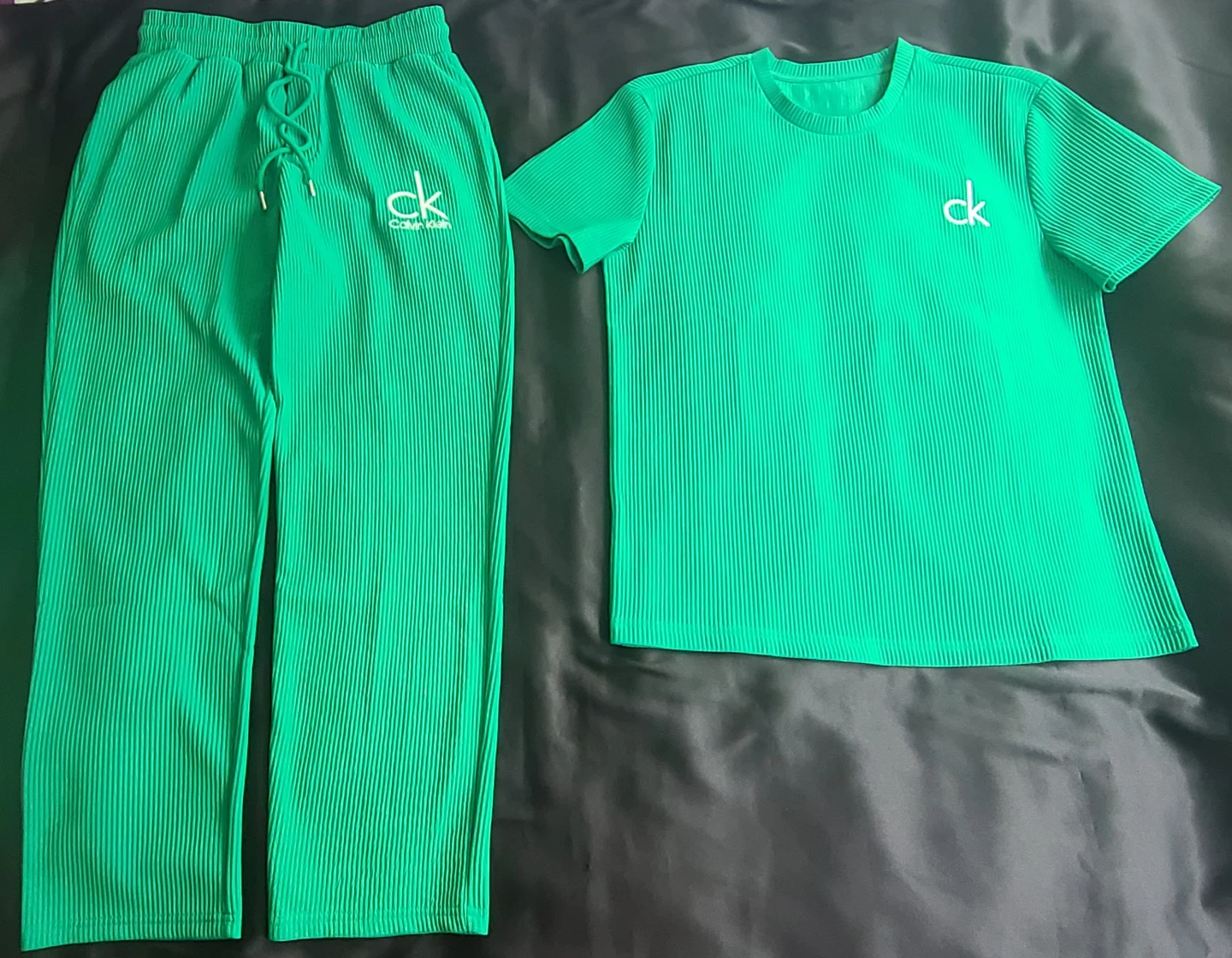 New unisex summer set