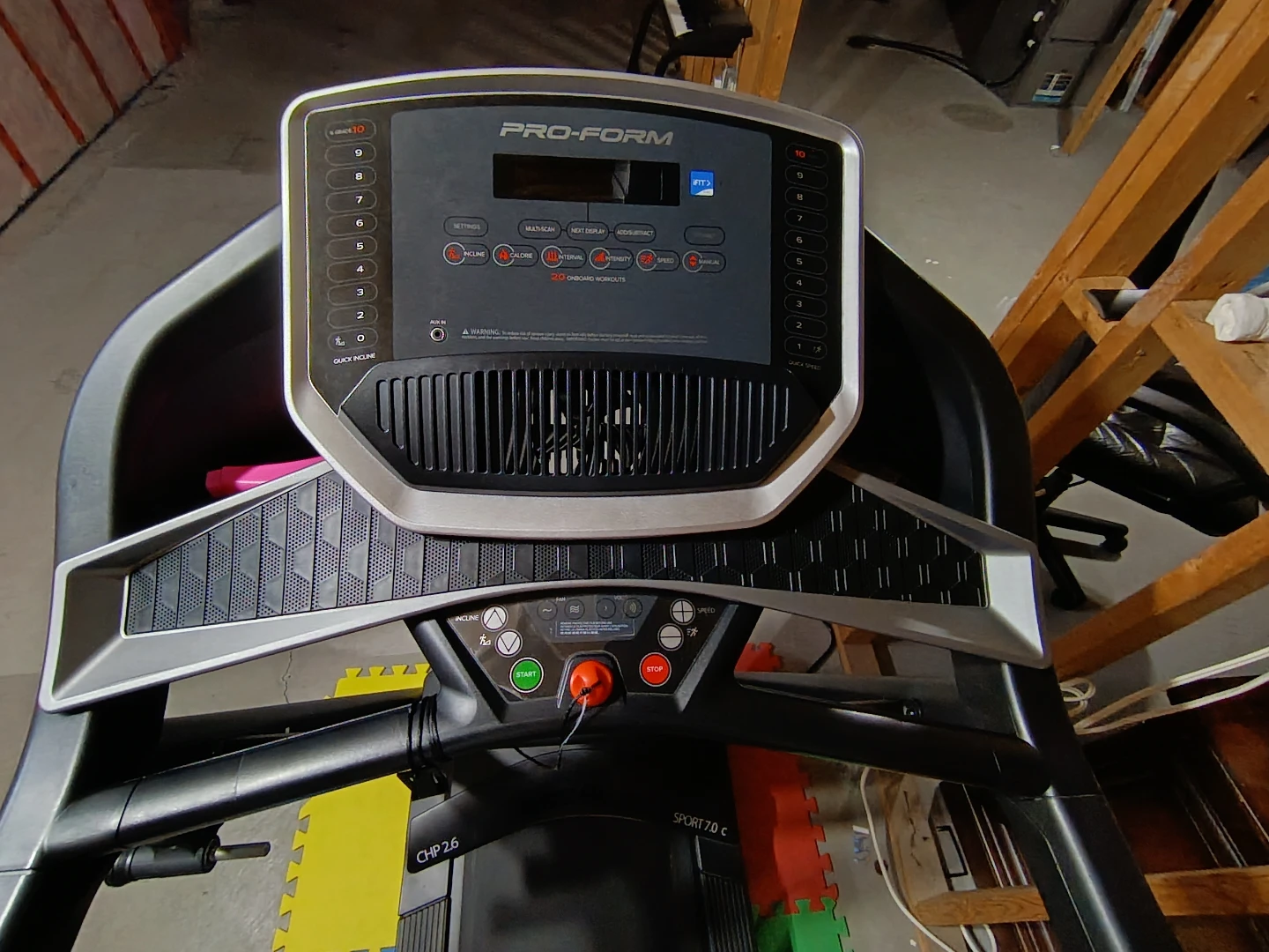 Pro-Form CHP 2.6 Sport 7.0 C Treadmill - photo 4