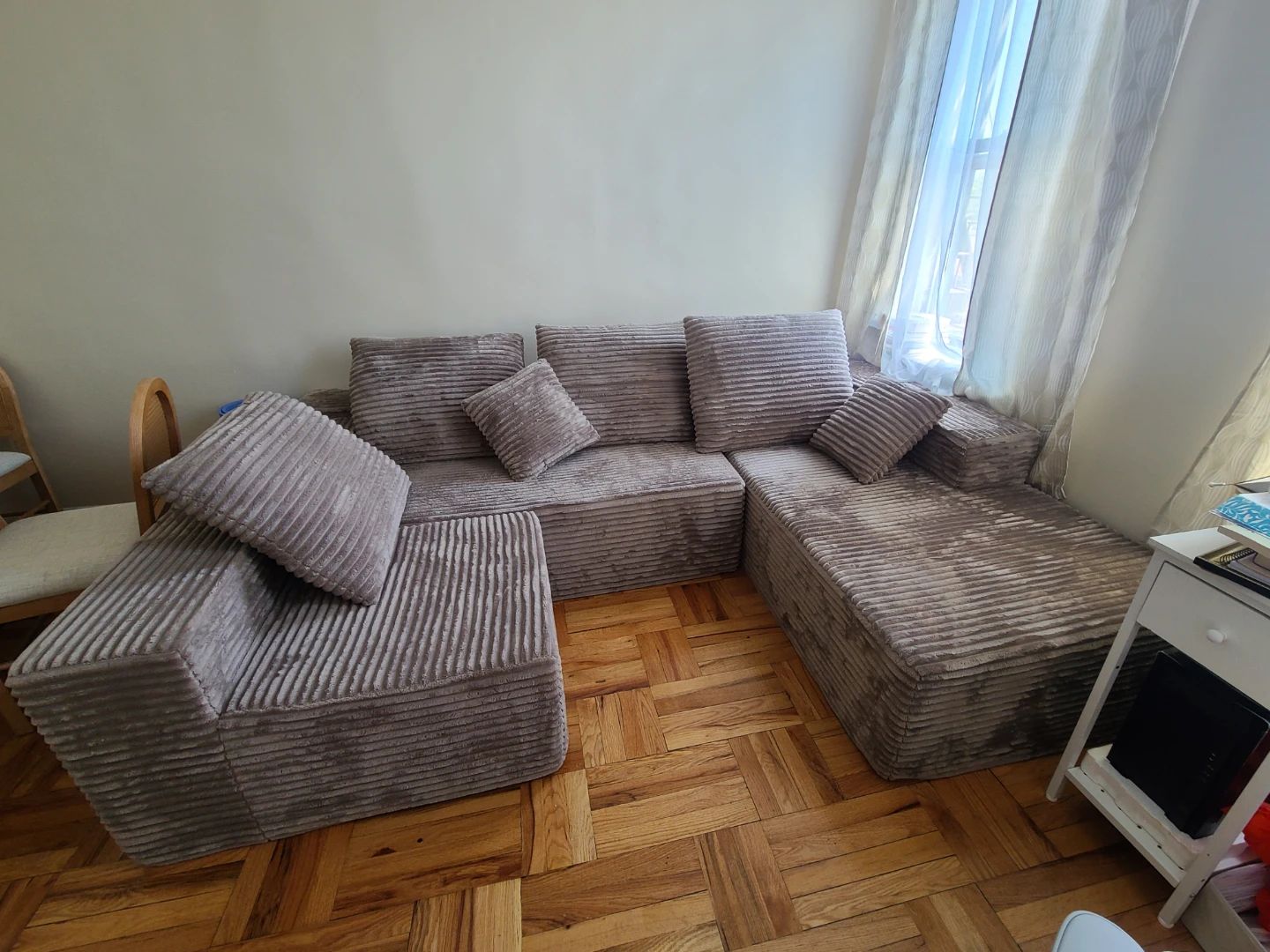 Sectional Sofa with Ottoman - photo 3