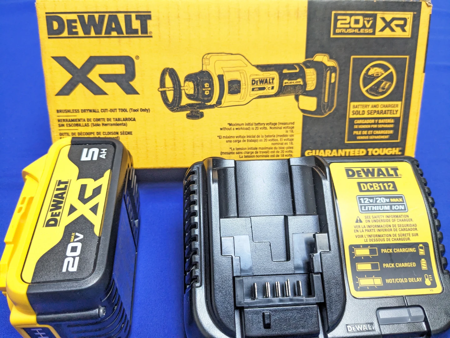 20V Max DeWalt XR Drywall Cut Off Tool Combo Kit