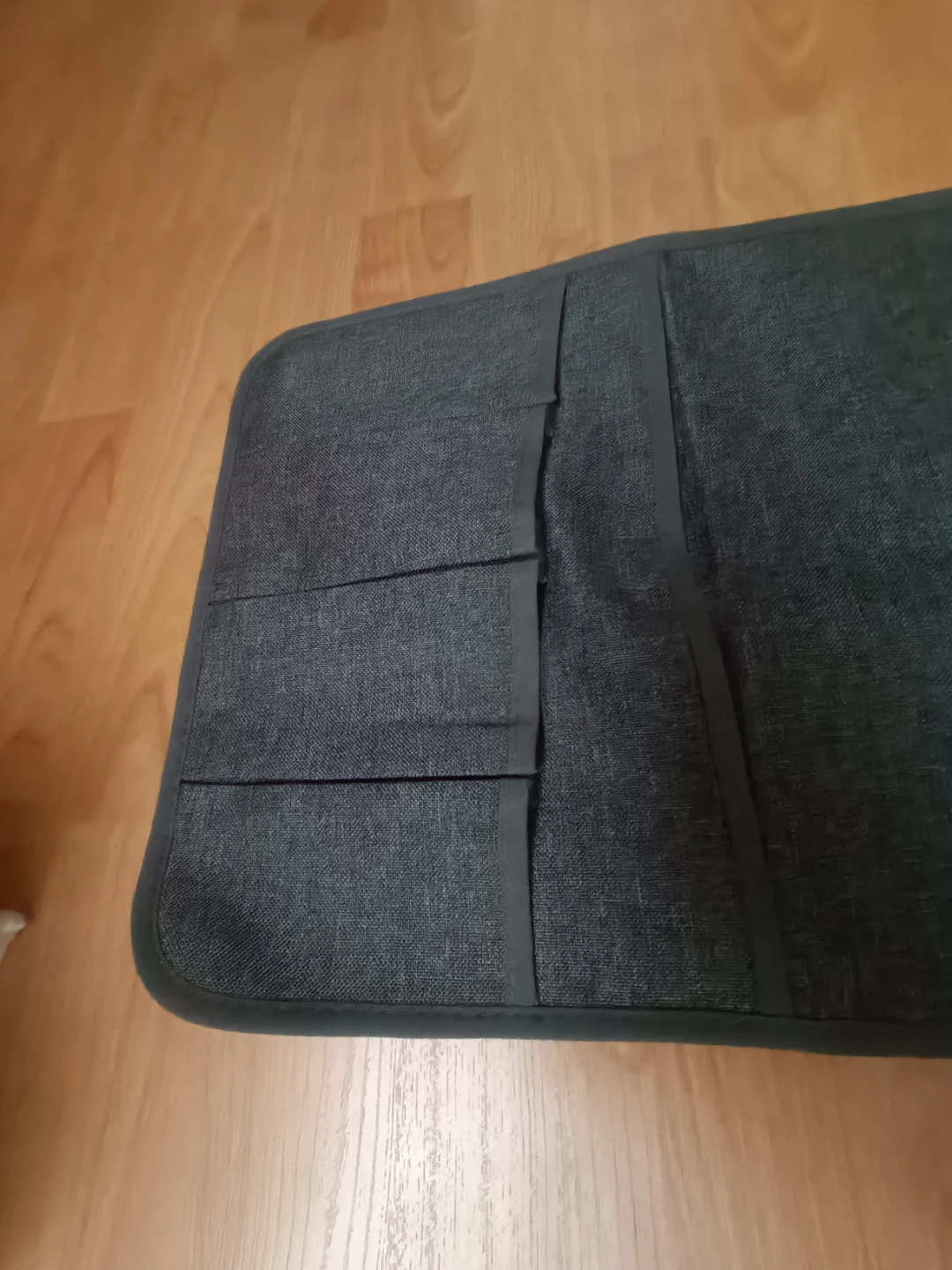 Grey fabric organizer with pockets - photo 2