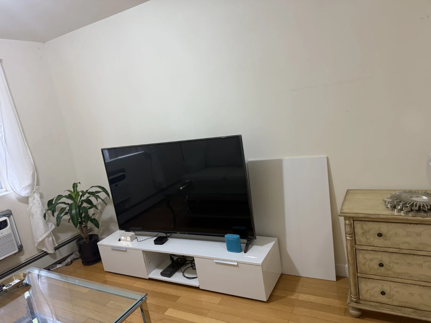 White TV Stand with Drawers +tv