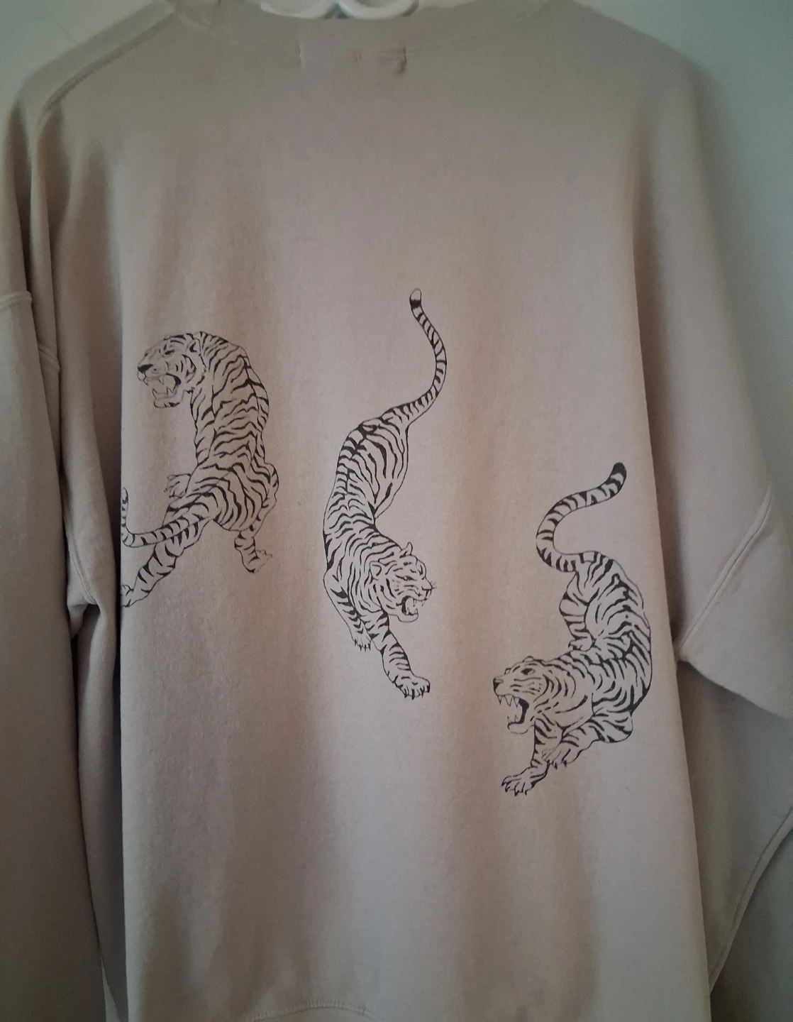 Urban Outfitters Project Social T Tiger Sweatshirt - photo 2