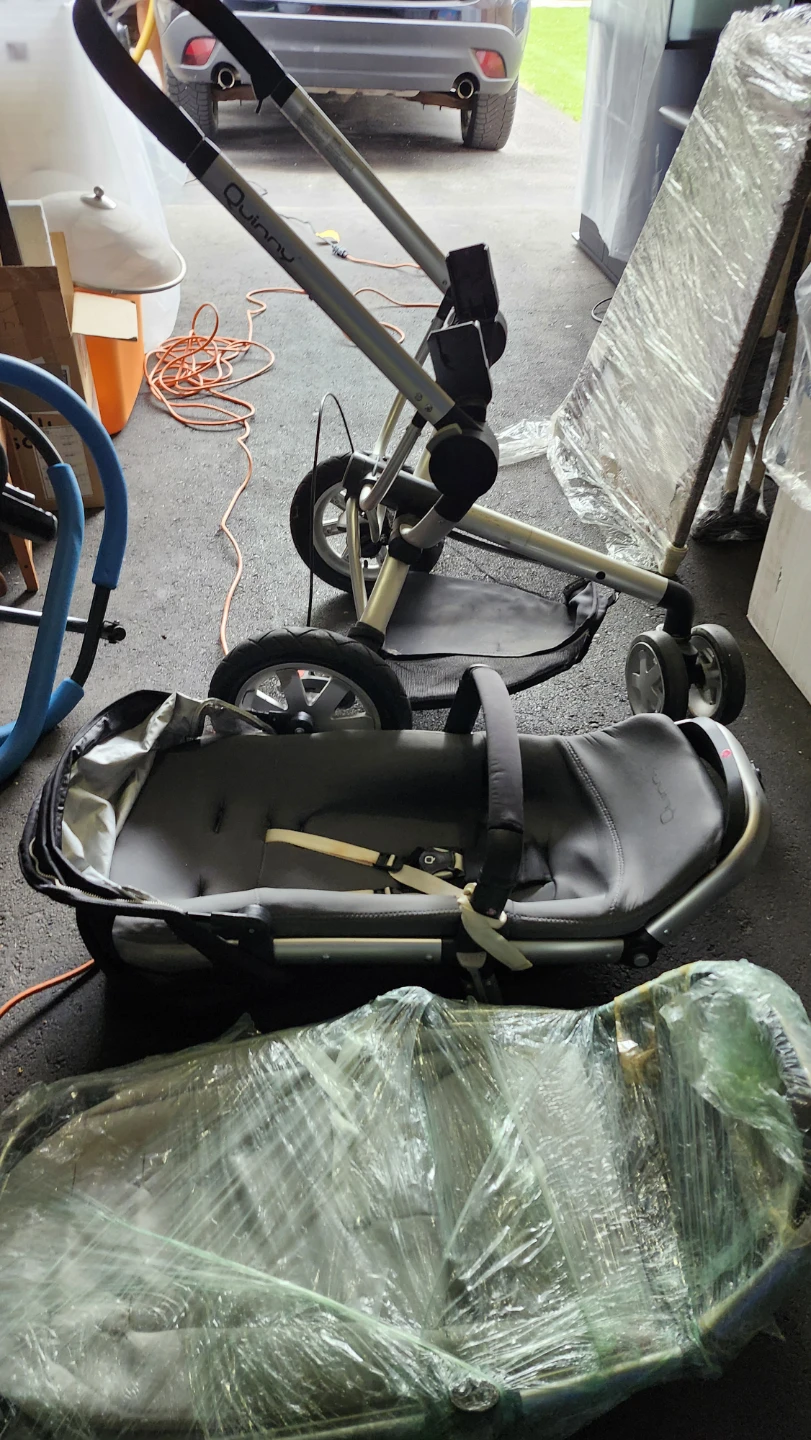 Quinny Buzz Stroller +