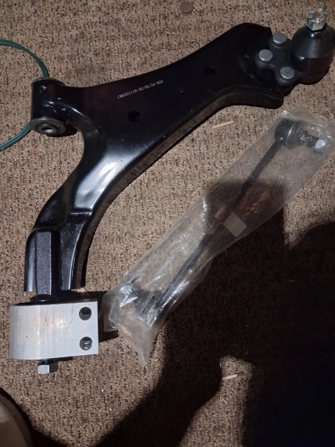 Control Arm with Ball Joint and Stabilizer Link Automotive Part