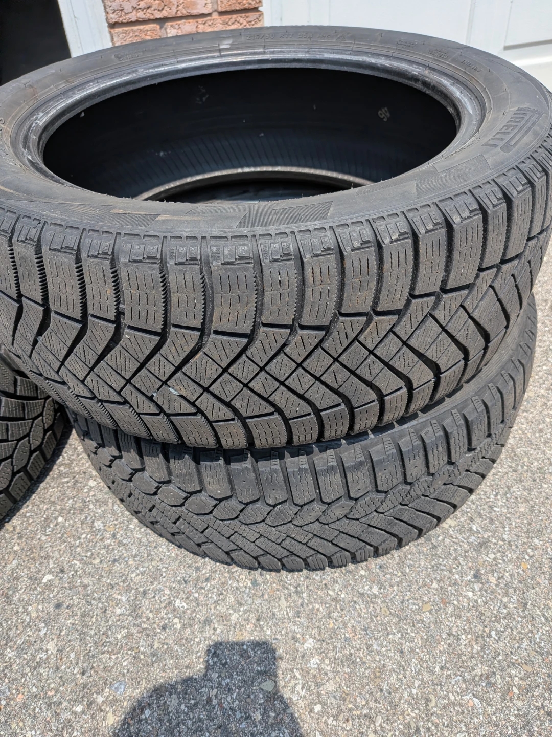 Winter Tires 215/50R17 95T - photo 3