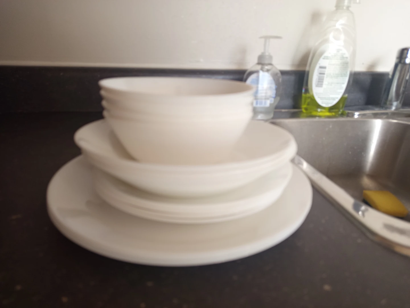 White Dinnerware Set