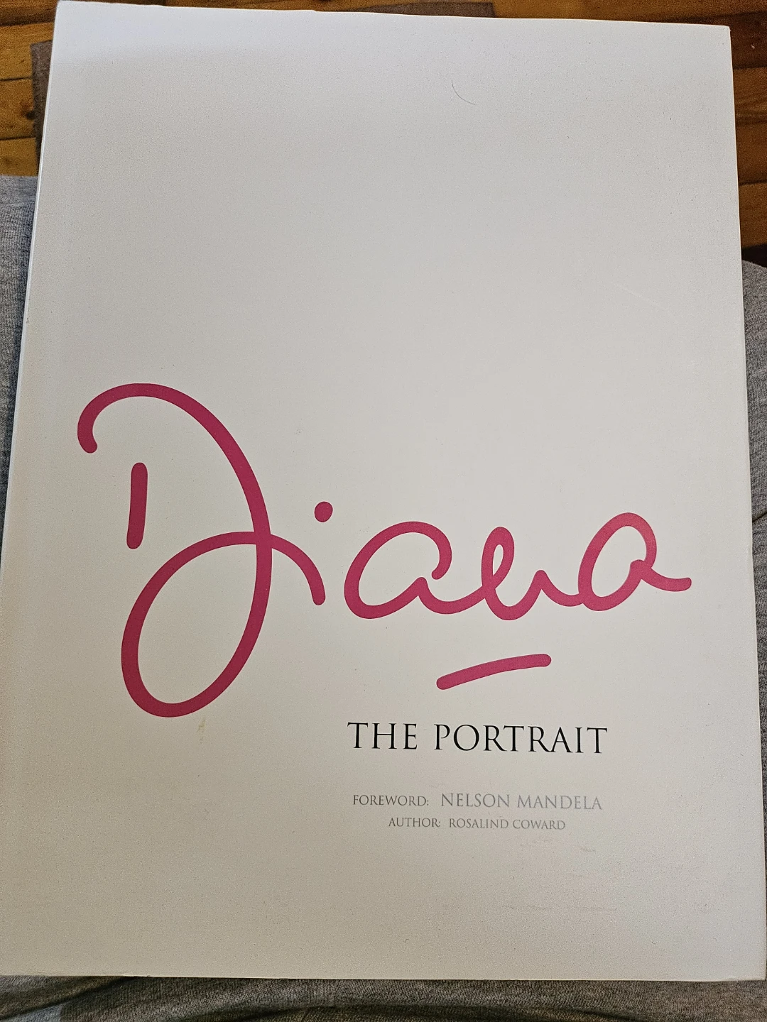 Diana: The Portrait Book