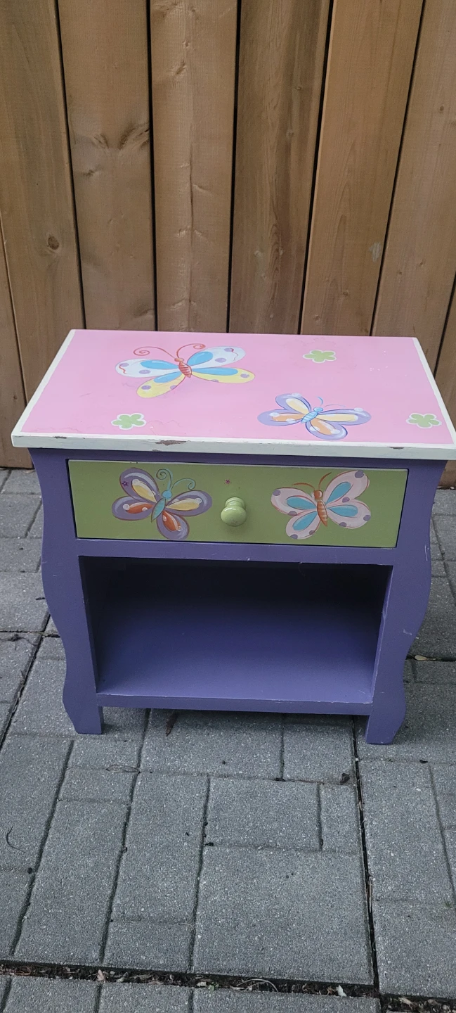 Kids Butterfly Nightstand with Drawer and Shelf