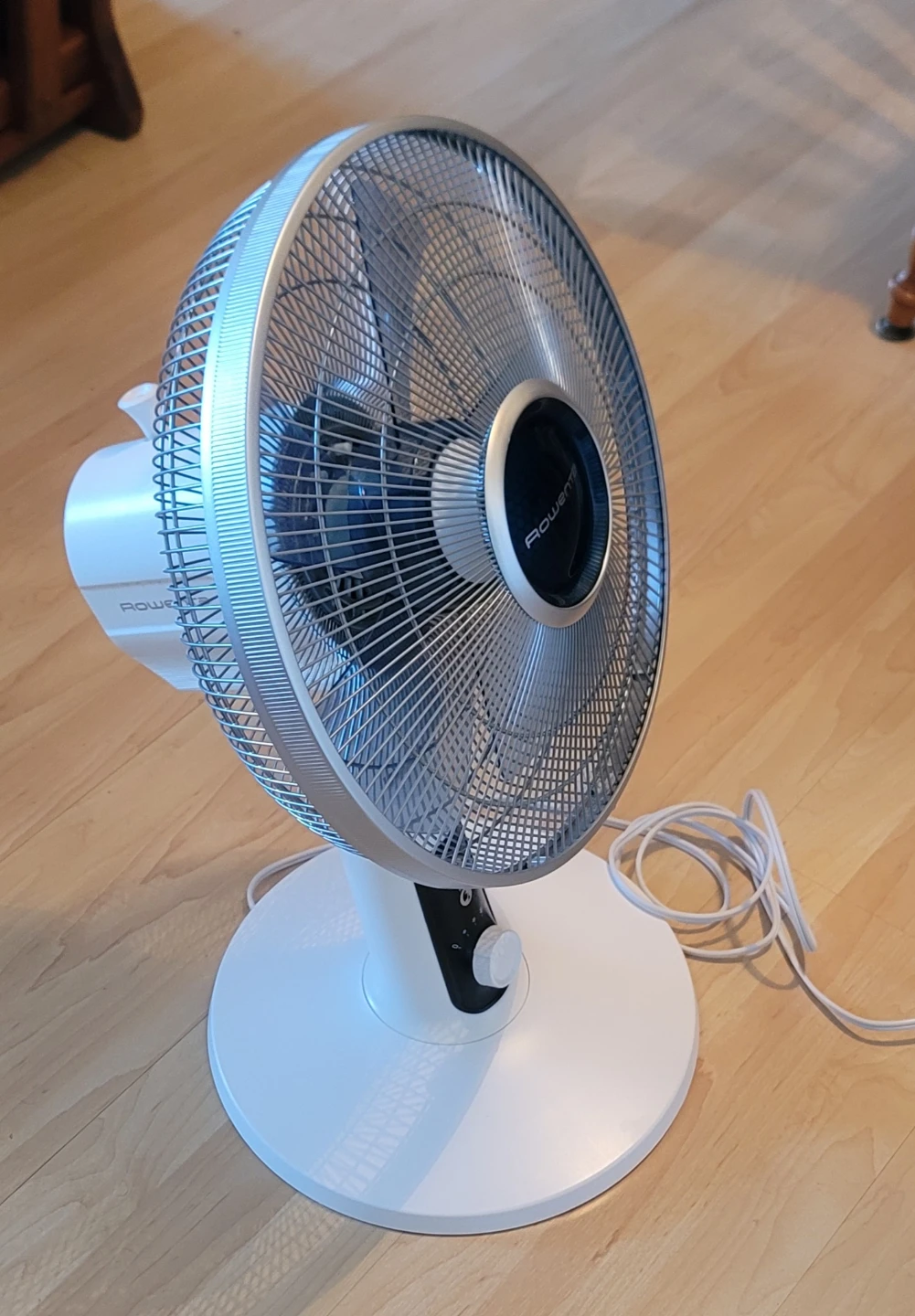 Rowenta Table Fan - photo 2