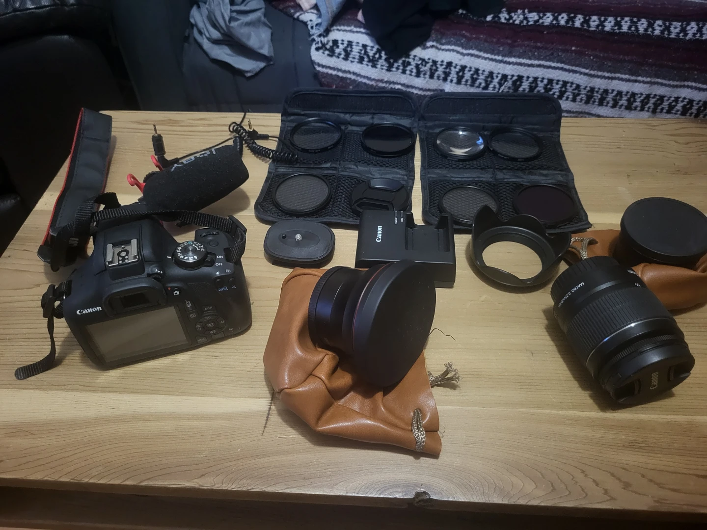 Canon EOS Rebel T7 DSLR Camera with Accessories - photo 2
