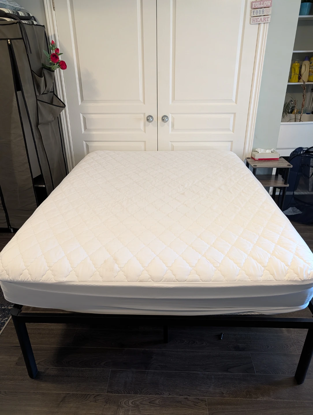 Double/full Mattress with frame