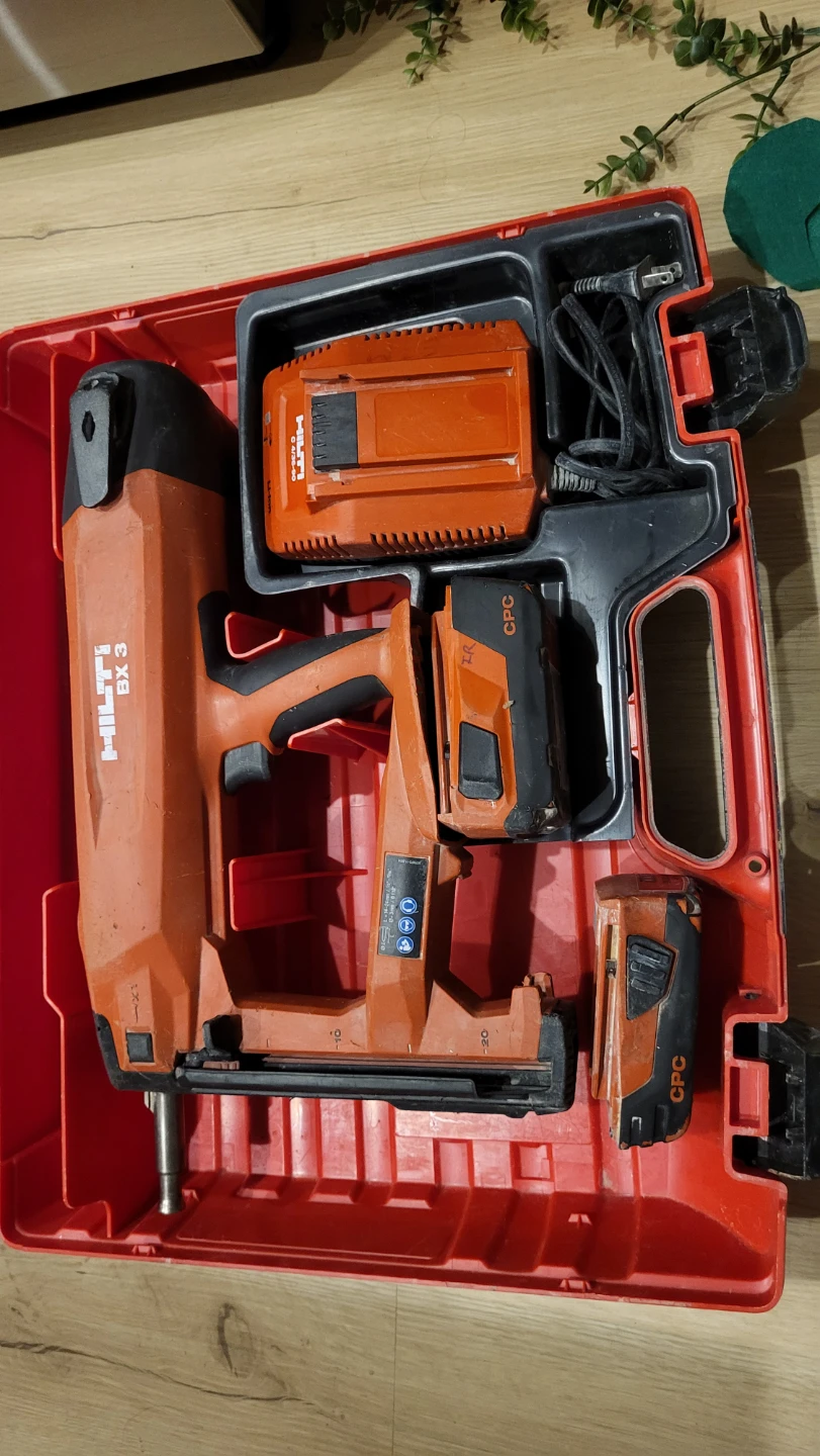 Hilti BX 3 Cordless Concrete Nailer