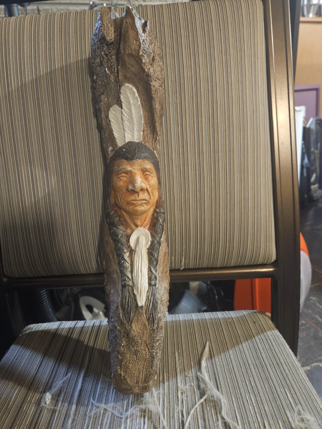 Carved wooden Indigenous figure - photo 2