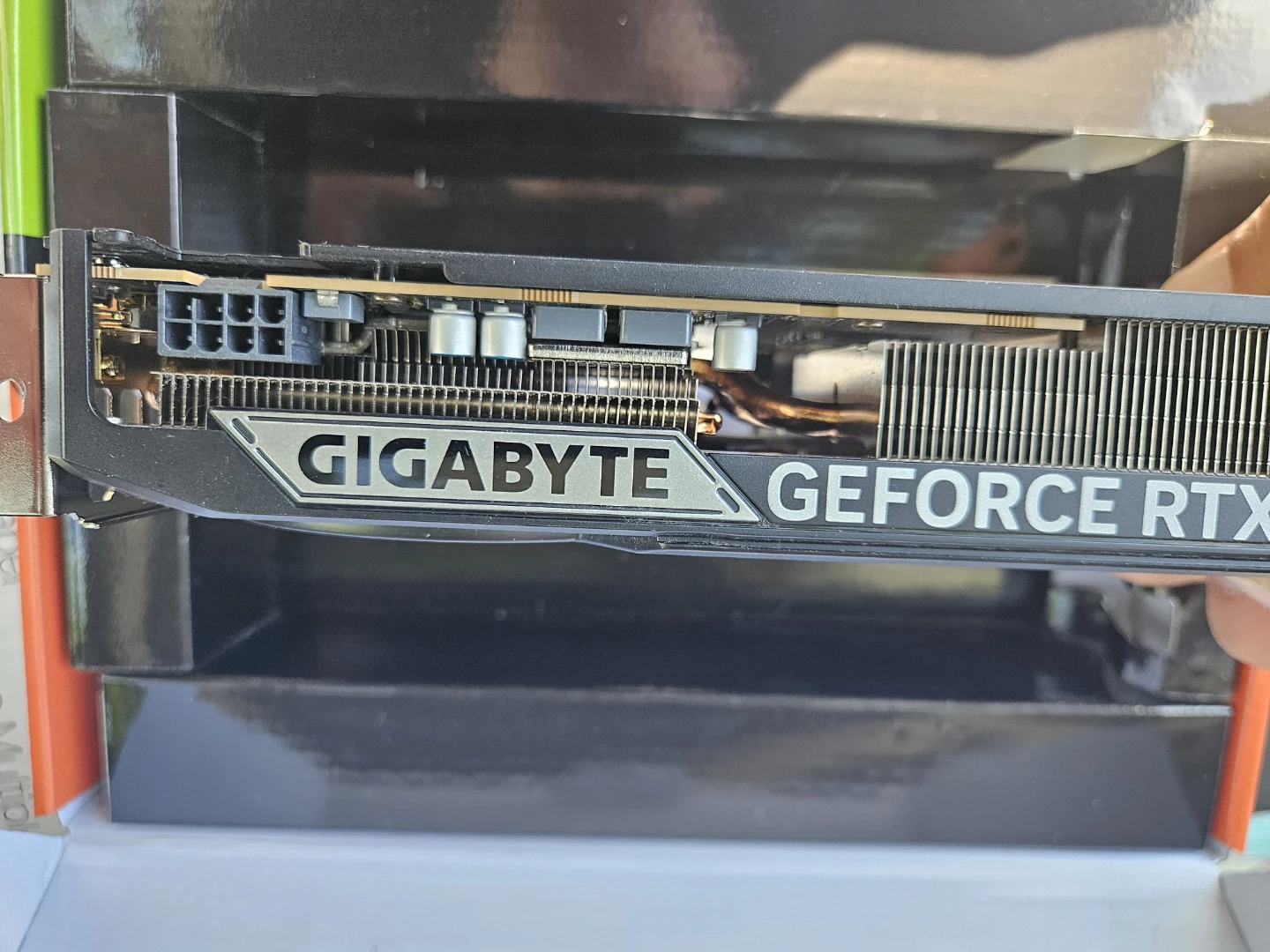Gigabyte GeForce RTX 5060 OC 8GB Graphics Card - photo 3