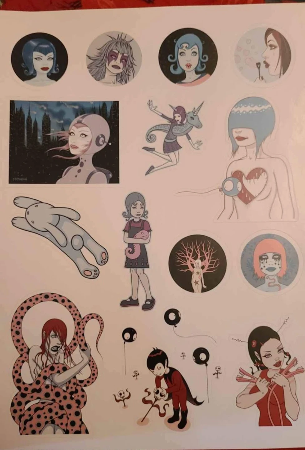 Tara McPherson Somewhere Under the Rainbow Coloring Kit - photo 2
