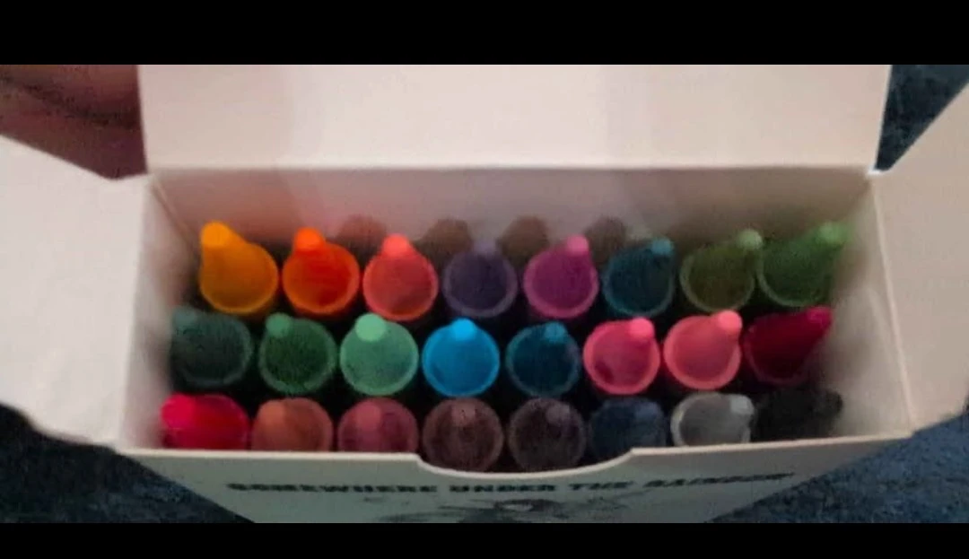 Tara McPherson Somewhere Under the Rainbow Coloring Kit - photo 5