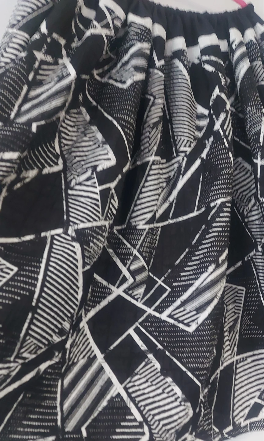 Black and white abstract print long skirt - photo 2