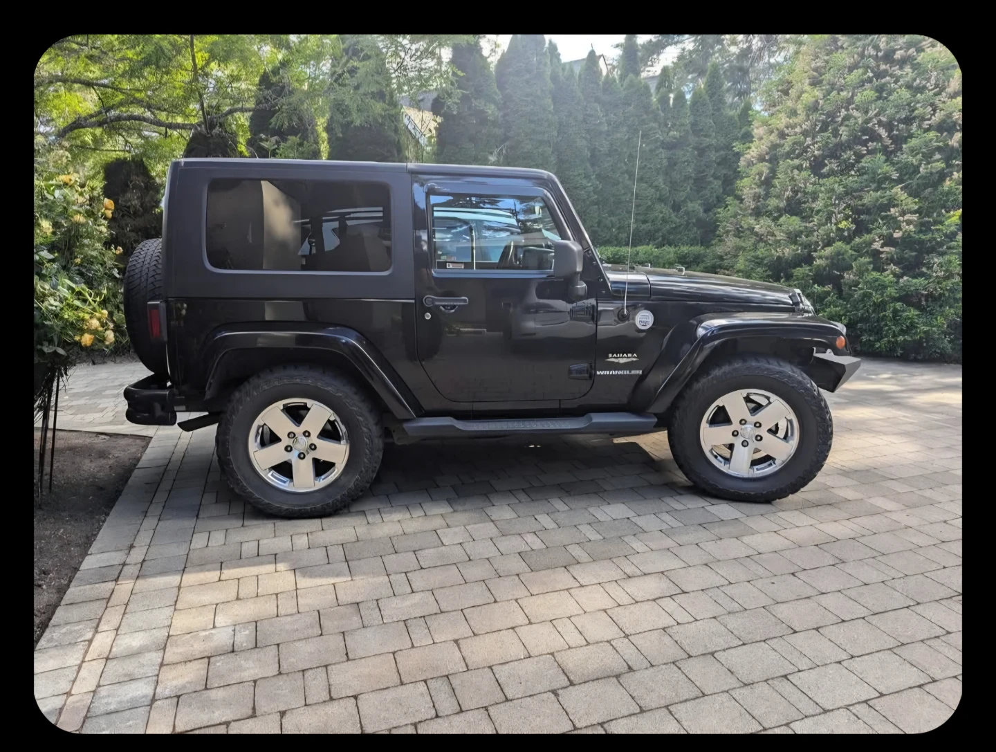 Jeep Wrangler Sahara 2-Door