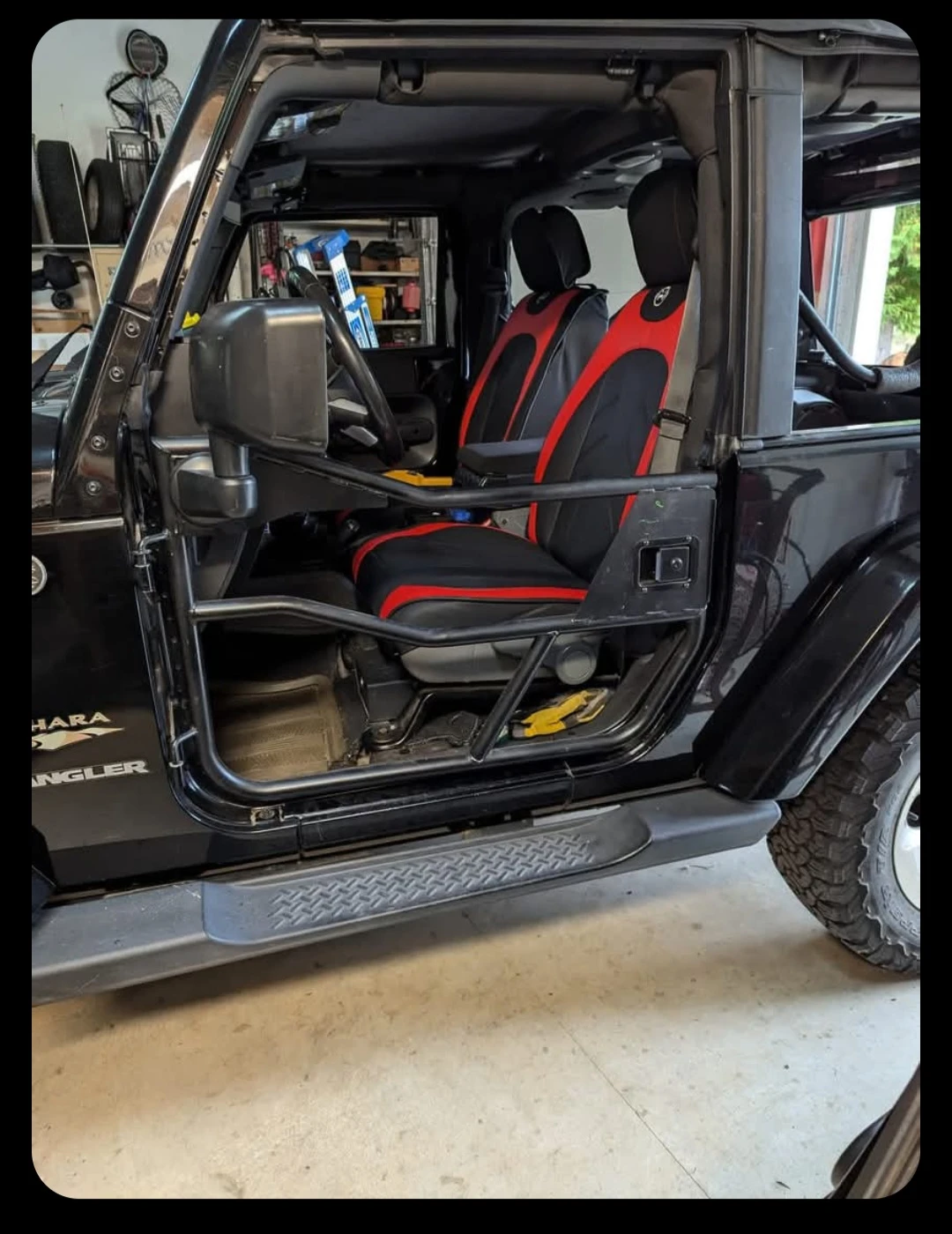Jeep Wrangler Sahara 2-Door - photo 2