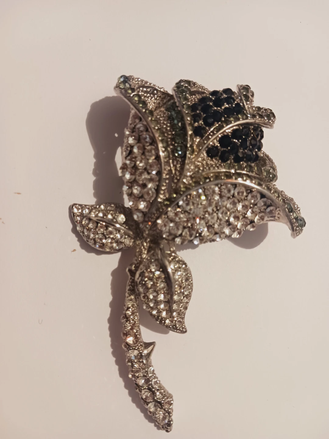 Gorgeous Sparkling Large Rhinestone Rose Brooch - photo 3