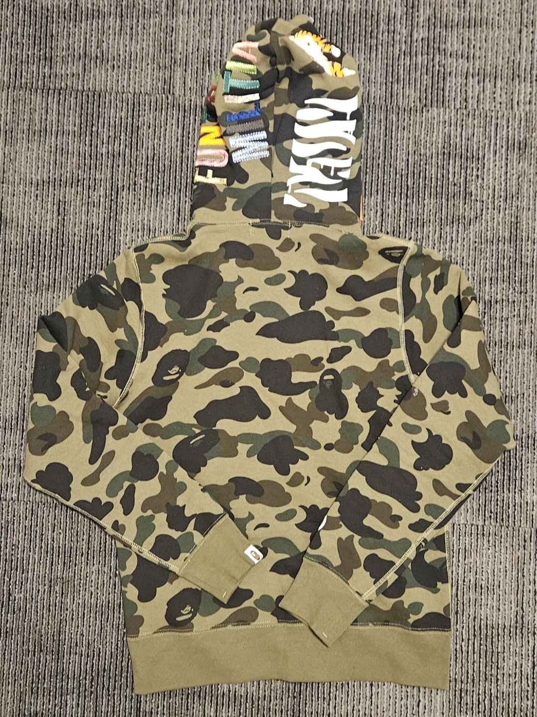 Authentic Bape 1st Camo Tiger Men's Full-Zip Hoodie - photo 2